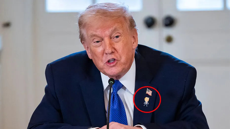 Happy Trump Lapel Pin - Gold President Trump Cartoon Collectable Pin